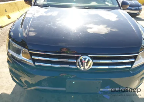 2018 Volkswagen Tiguan 2.0T Se/2.0T Sel z USA, uszkodzony, nr VIN 3VV3B7AX3JM110679